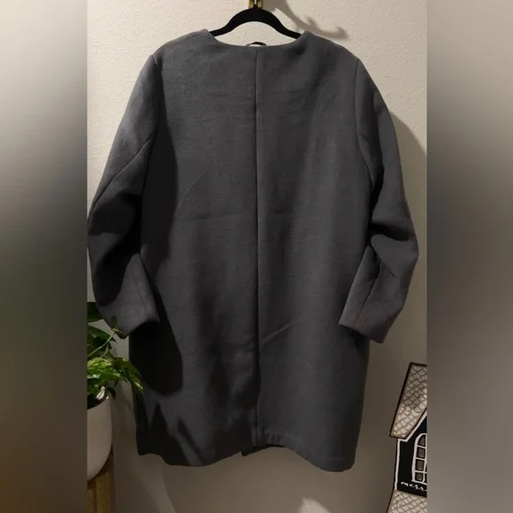 H&M+ Short Coat - Picture 4 of 9